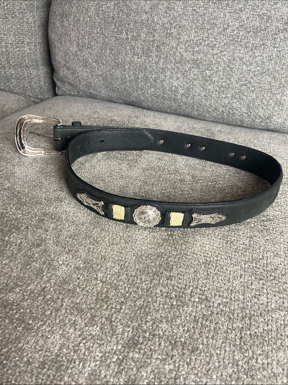 Men's Black Leather Western Style Belt with Silver Conchos waist 32 in